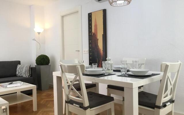 Rua 35 parking opcional by Salamancavacacional