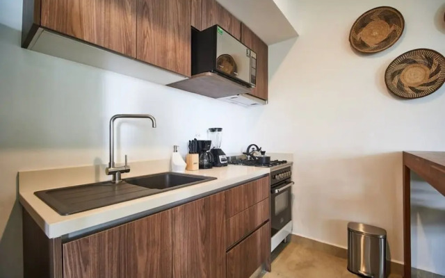 Amazing Apartment With Pools Gym BBQ Yoga Deck
