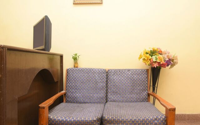OYO 19322 Hotel Snow Flake