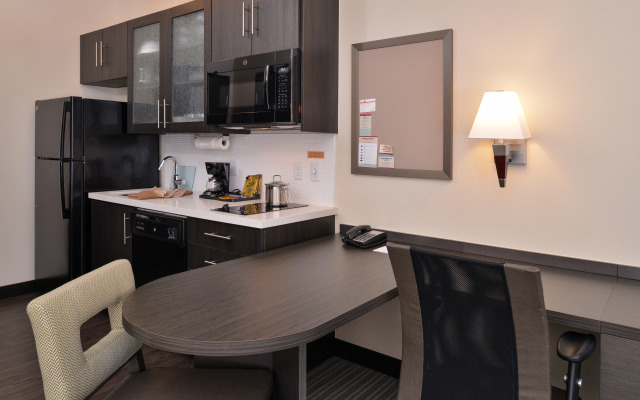 Candlewood Suites Austin Airport by IHG