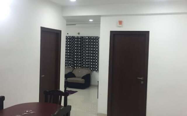 Prestige service apartment