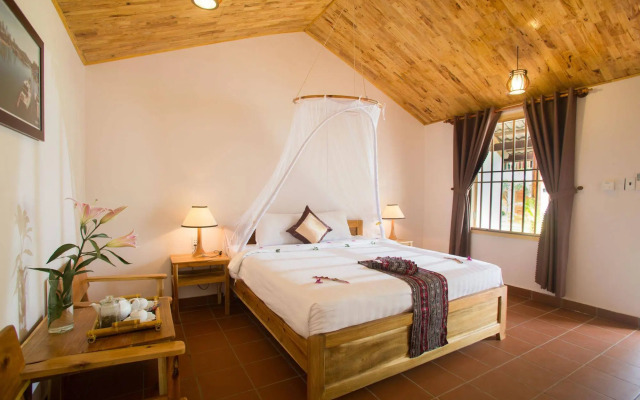La Mer Resort