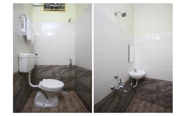 FabHotel Sunshine Residency