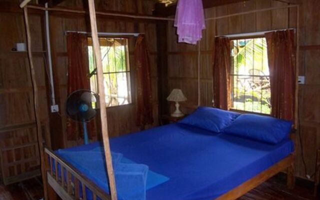 Palm Beach Bungalow Resort