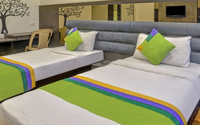 OYO Townhouse 81848 Hotel Dua Continental