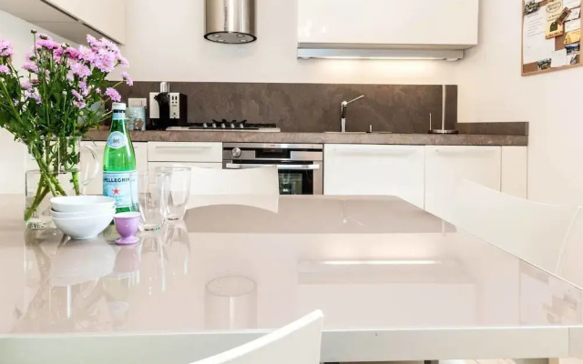 JOIVY Lake Como Waterfall House