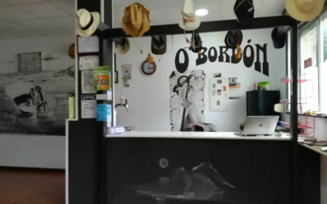 Albergue O Bordon - Hostel