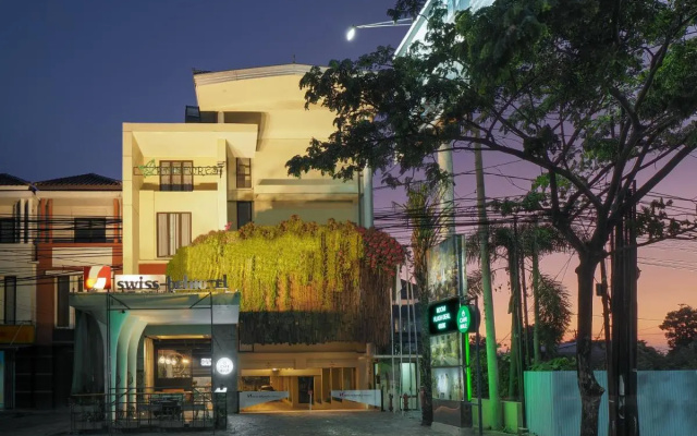 Swiss-Belhotel Rainforest