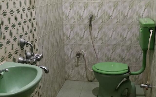 Hotel Barnabas Homestay