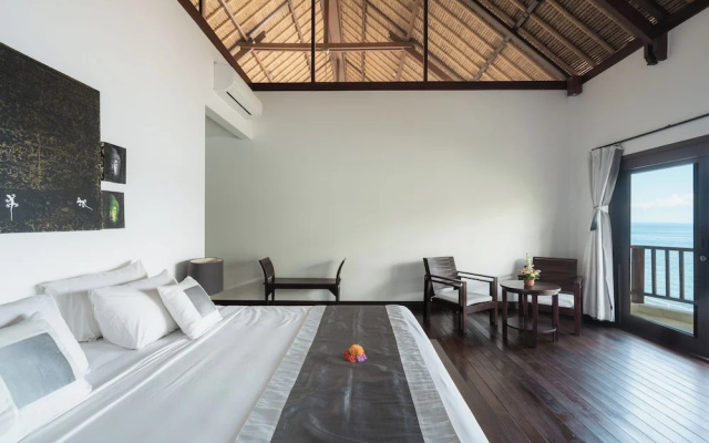 Villa Blanca by Alfred in Bali – Guest Rooms – Candi Dasa