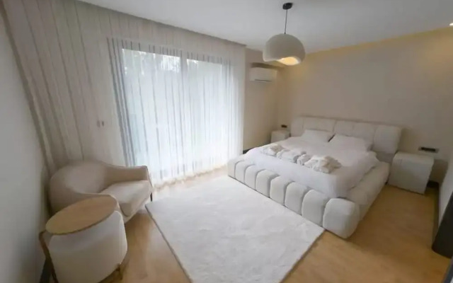 Utopia Suite Residence1