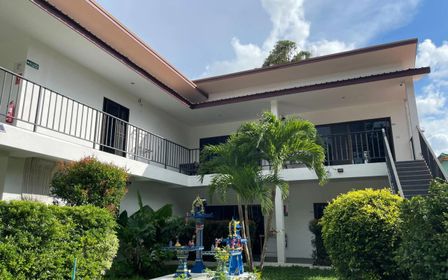 Hotel Lotus Bleu