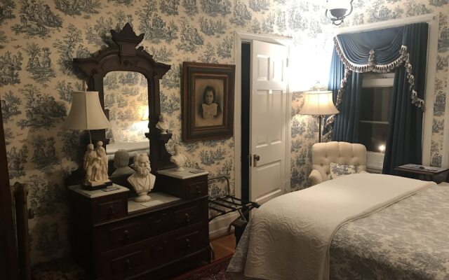 The Gables Bed and Breakfast Philadelphia