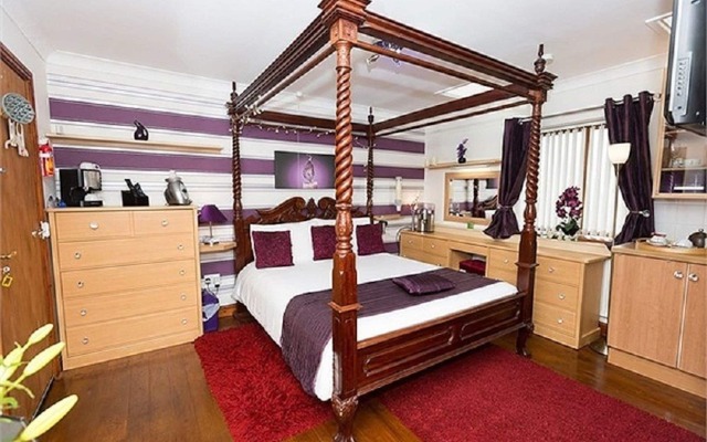 Castle Lodge B&B