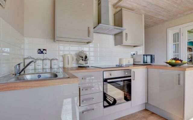 Croft Apartment
