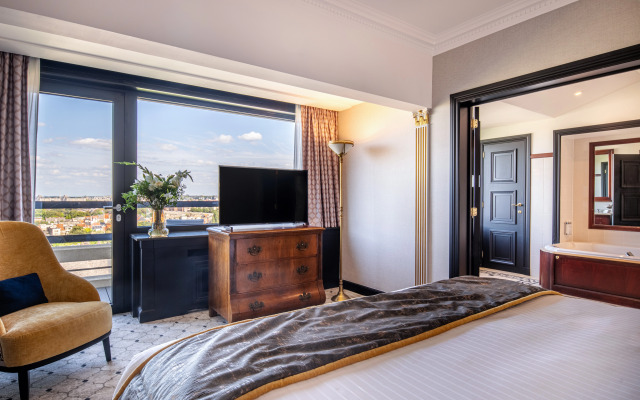 Hotel Barsey by Warwick