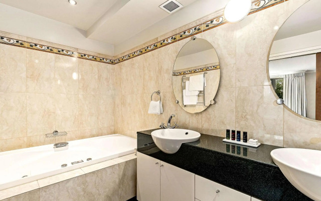 Hotel Elms Christchurch, Ascend Hotel Collection