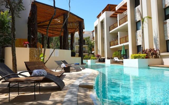 Private Roof, Pool+ Exclusive Offers /rstprca-301d