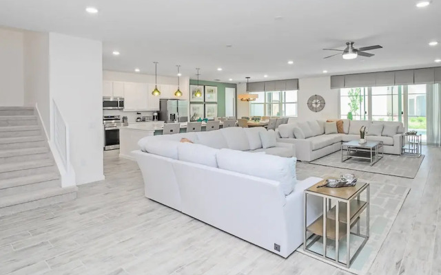 Upstay - Magic Mansion w Pool-spa-cinema-games