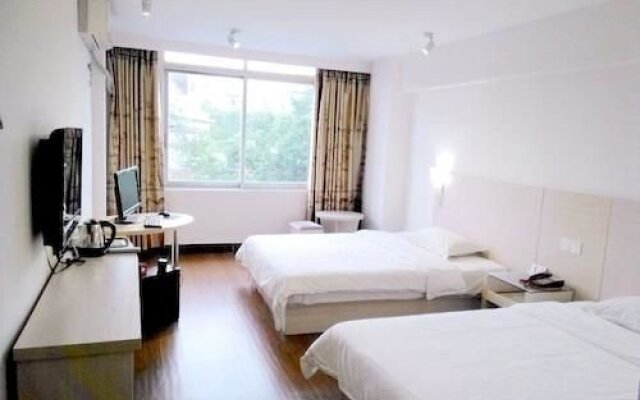 Nanning Caiyuan Business Hotel