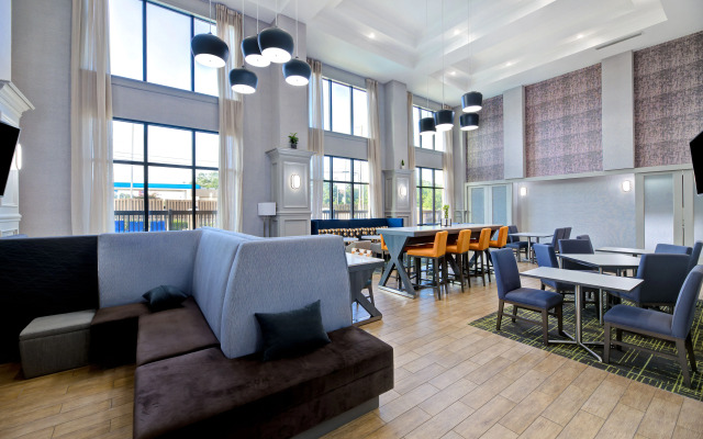 Hampton Inn & Suites Nacogdoches