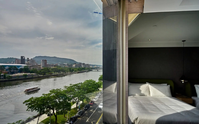 Harbour 10 Hotel