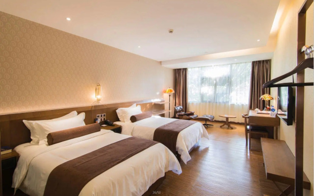 James Joyce Coffetel Guangzhou Railway Station Sanyuanli Metro Station