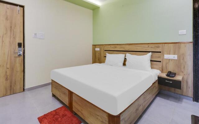 Townhouse OAK Hotel SVA