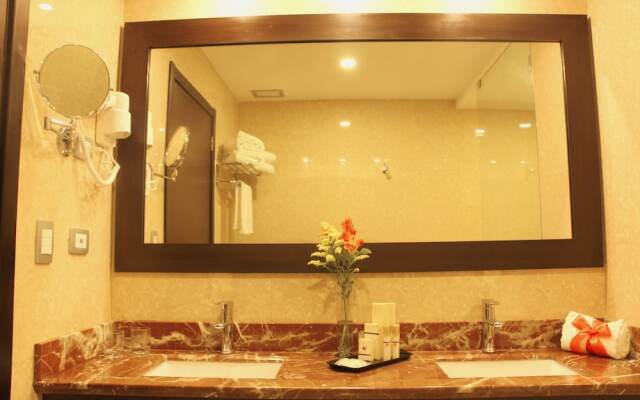 Waldorf Hotel Boutique
