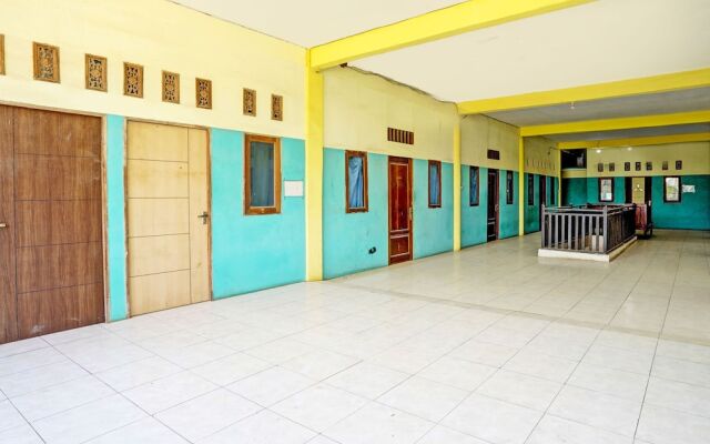 OYO Life 93037 Nova Jaya Homestay Syariah