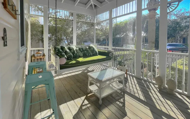 Breakers 3 Bedroom Home by RedAwning
