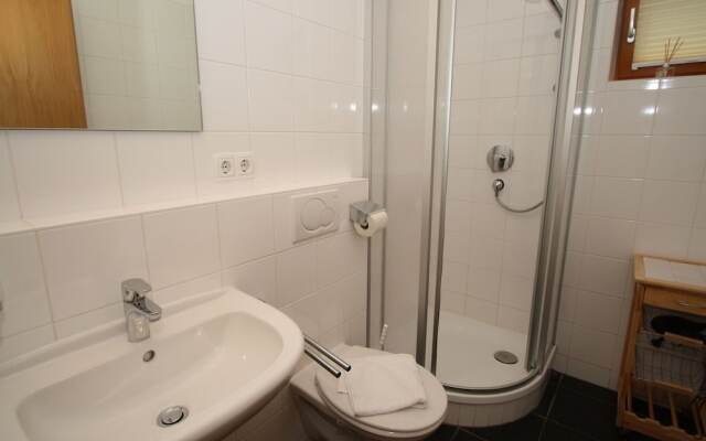 Lovely Apartment In Rauris With Swimming Pool