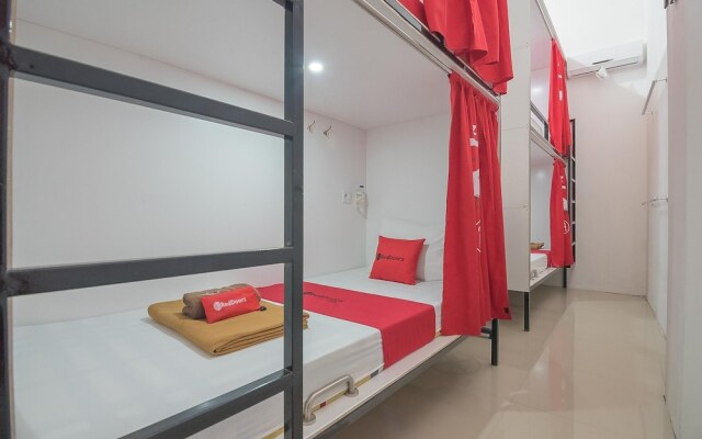 Reddoorz Hostel Near Mall Boxies 123