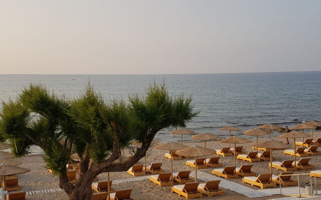 Galazio Beach Resort