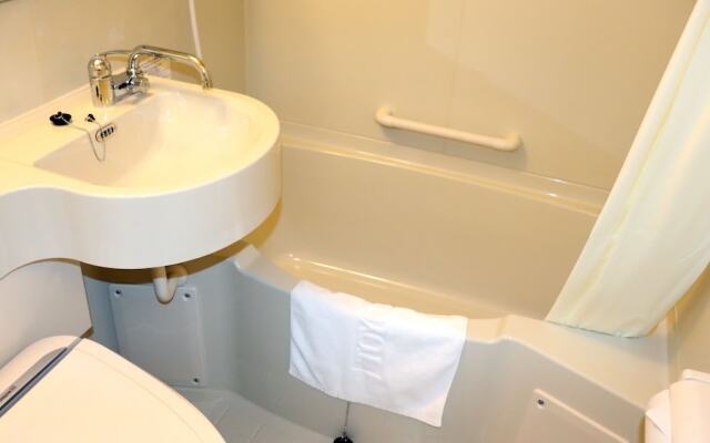 Toyoko Inn Tsukuba Express Nagareyama-Otakanomori Ekimae