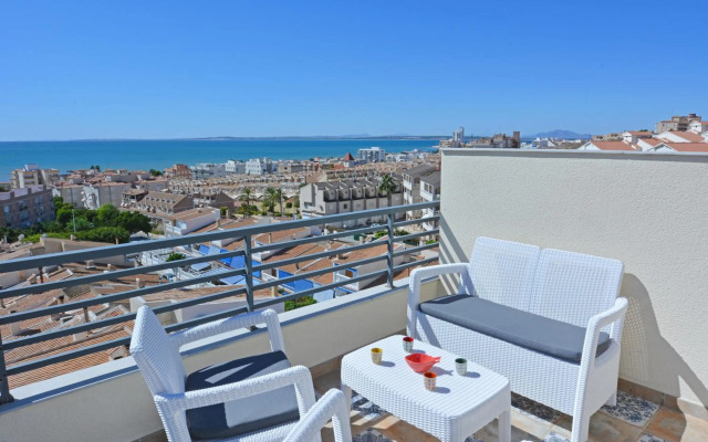 Penthouse with Panoramic View