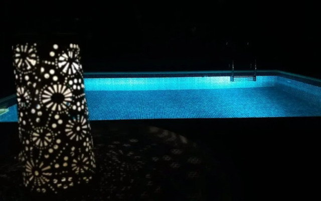Hola Apartment