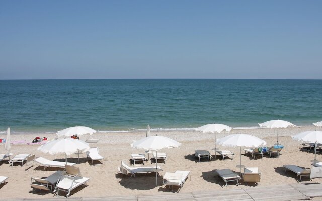 Well-Kept Bungalow with AC on the Beautiful Adriatic Coast