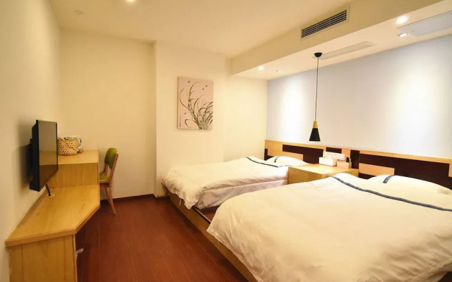 Ease Hostel