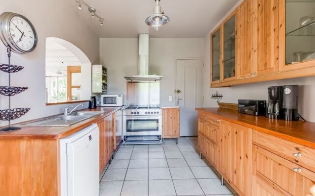 Secluded Holiday Home in La Croix Valmer Near Seabeac