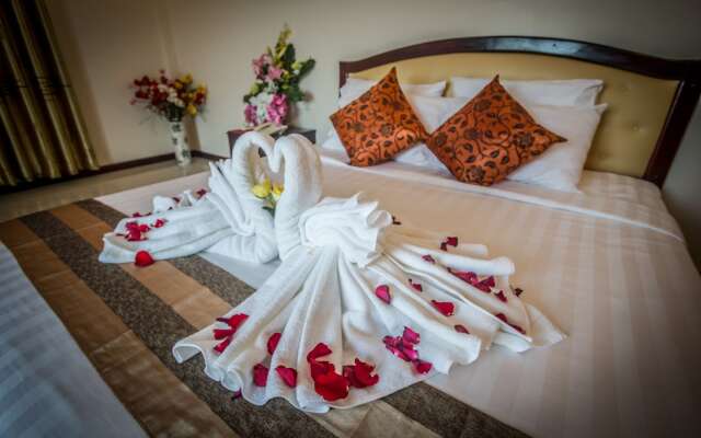 Good Luck Day Hotel