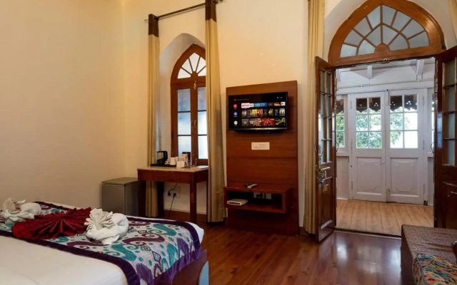 Grand View Hotel Near Bus Stand – Guest Rooms – Chamba