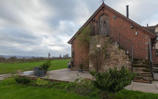 Lyde Cross Coach House