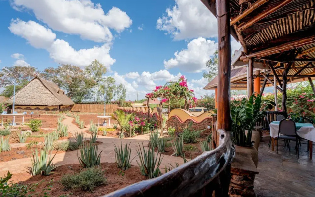 Tsavo Lodge Voi