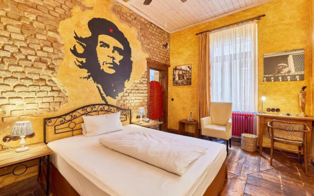 HIP Hotel