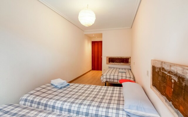 Hillview Holiday Home in Laguardia With Terrace