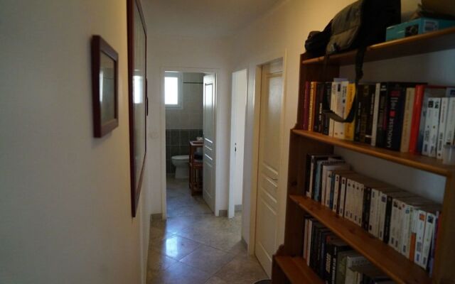 Chambre 2 Beziers Villeneuve