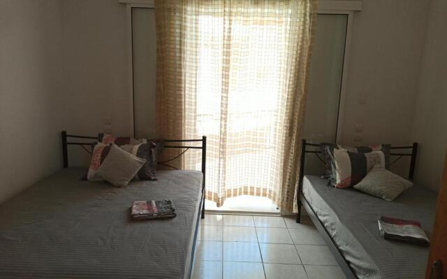 Eleni Kandilari Rooms