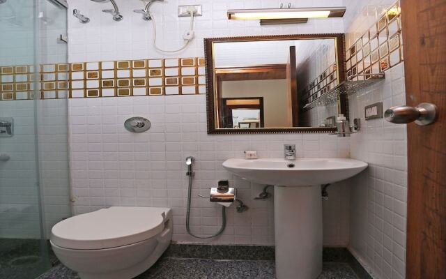 OYO 9377 Prakash Continental