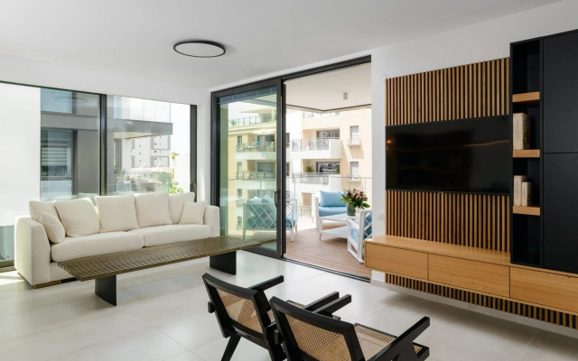 Wood Up by HolyGuest